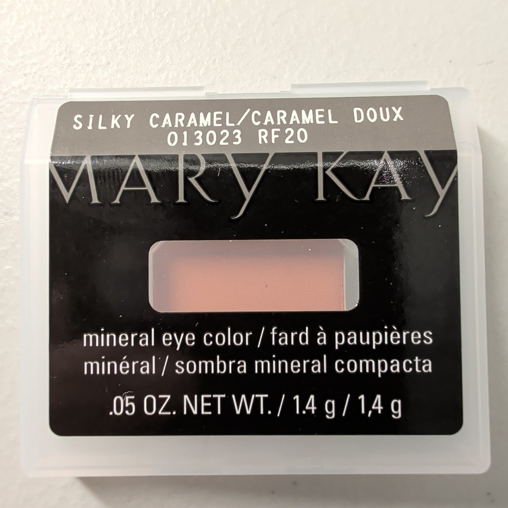 Mary Kay Mineral Eye Color Silky Caramel 013023 RF20 Matte Eyeshadow 0.05 oz